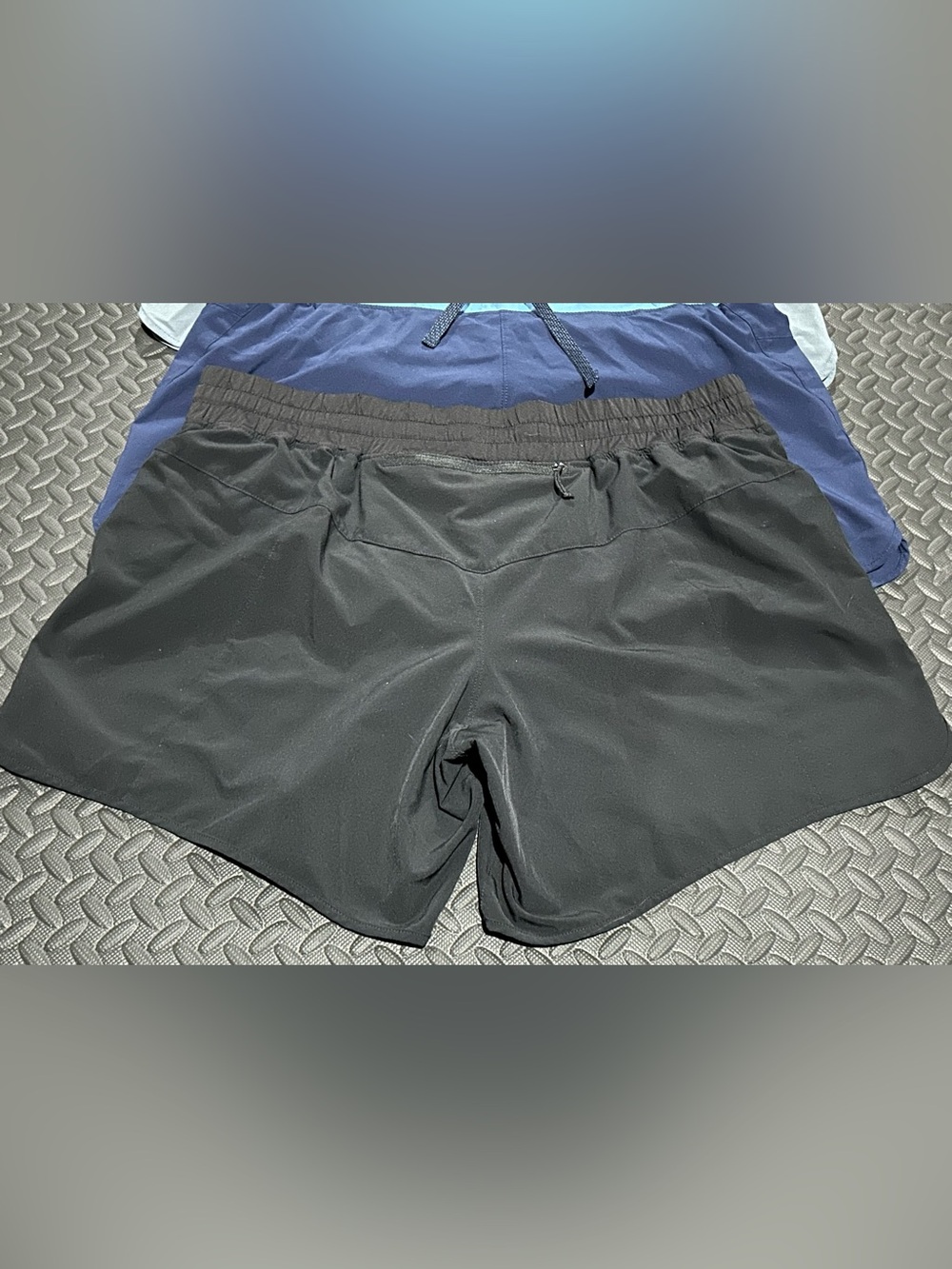Patagonia Women’s 5” Lined Shorts - Picture 7 of 12